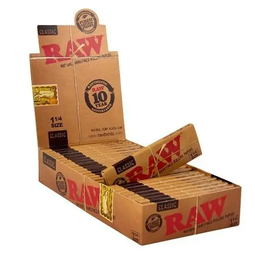 RAW Classic 1¼ – Caja 24 Paquetes (50 hojas c_u)
